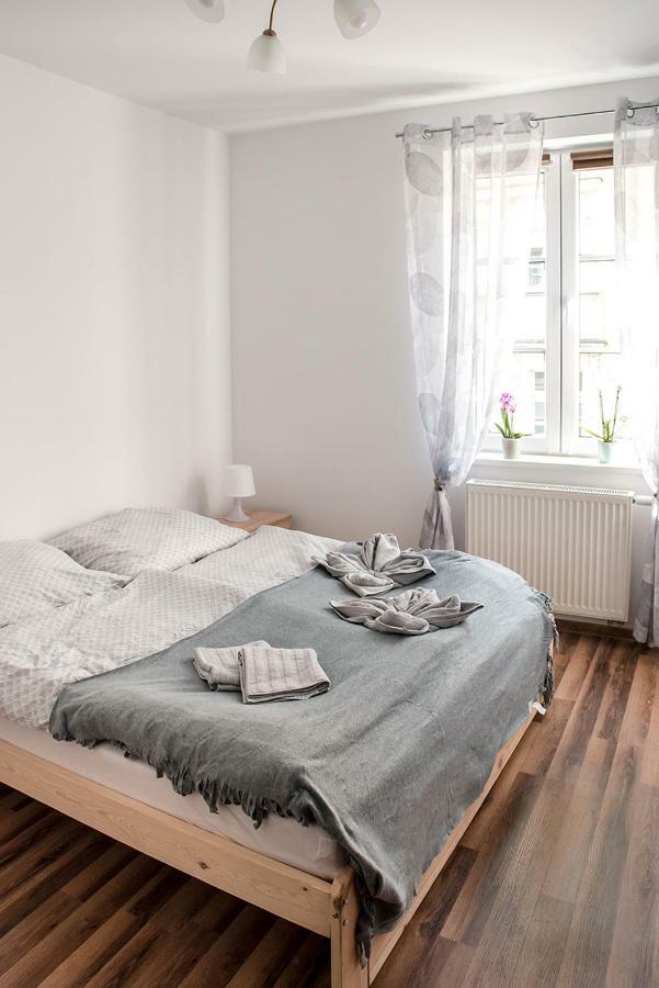 Ferienwohnung Apartament Na Wyspie Piasek Kłodzko Exterior foto